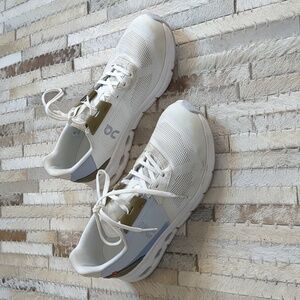 On Women's Cloudrigt Speedboard Sneakers